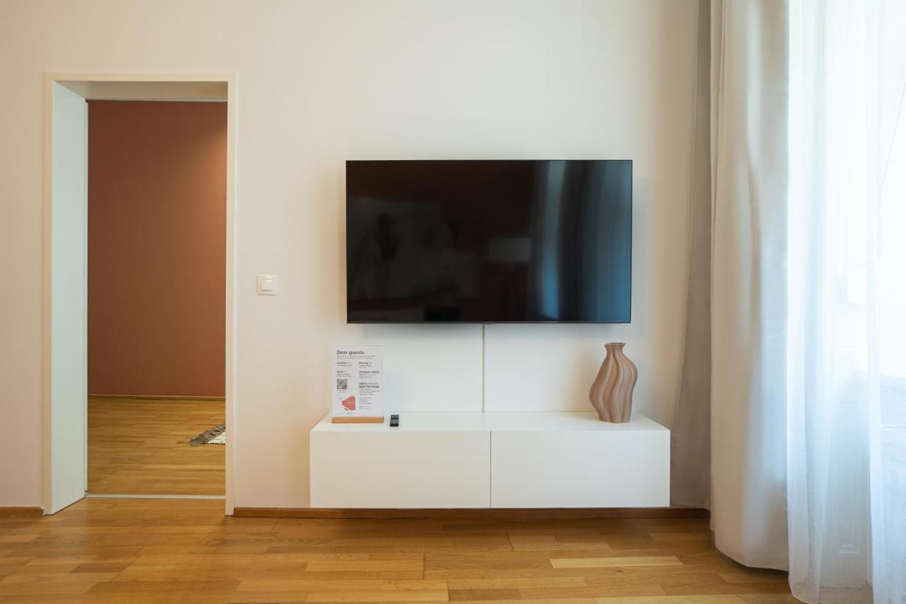 Bright 3-Room Apartment With A King-Size Bed Vienna Exterior photo