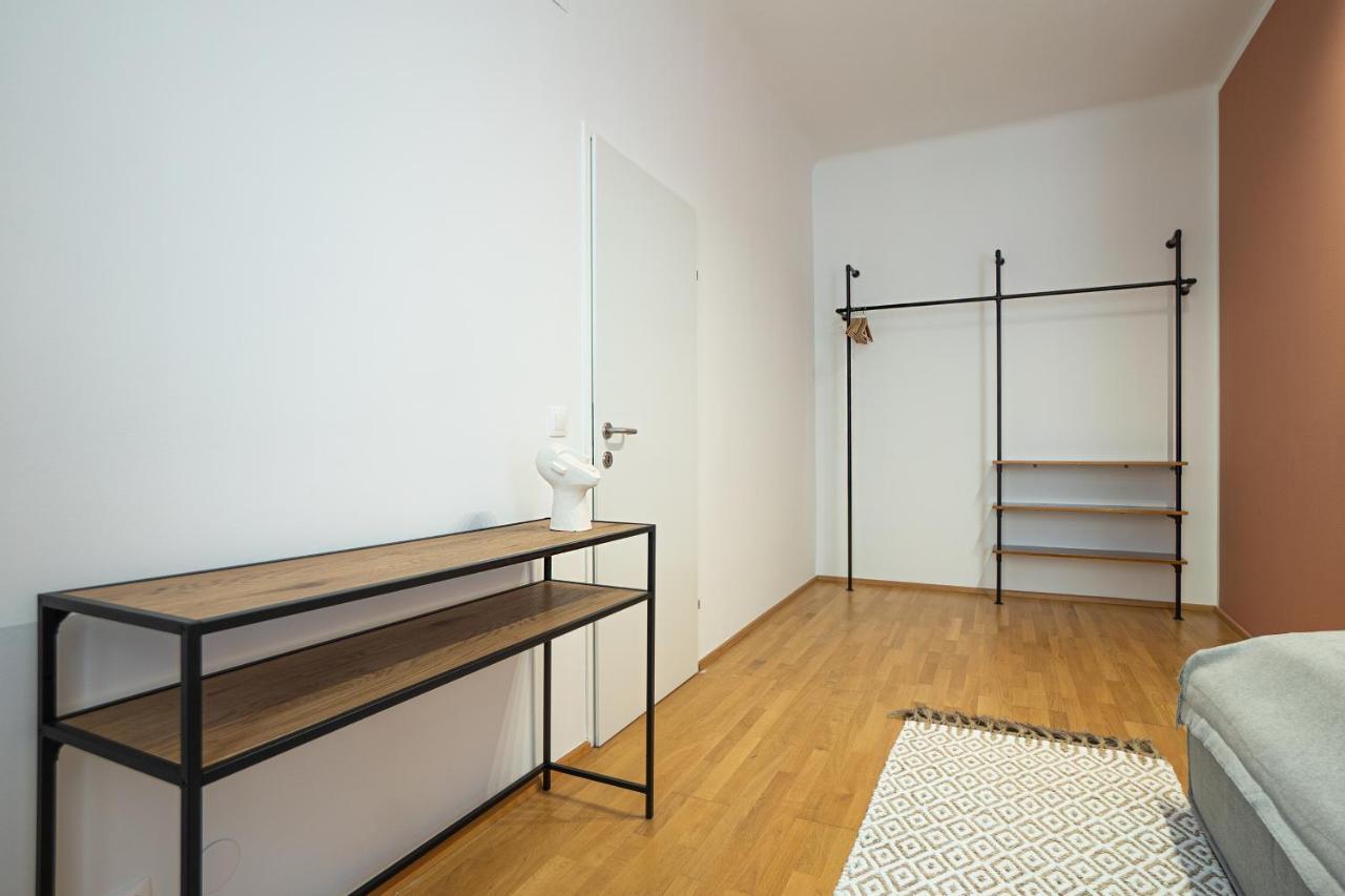 Bright 3-Room Apartment With A King-Size Bed Vienna Exterior photo
